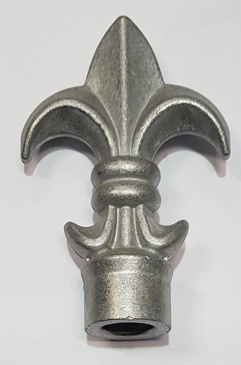 Spear Fleur De Lis 15.9 Round Female