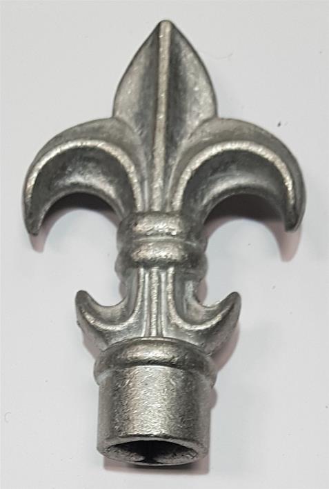 Spear Fleur De Lis 16 Diamond Female